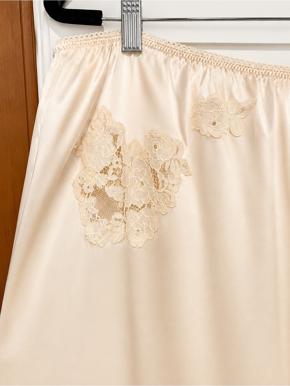 Doen NWT Silk-Blend Wide-Leg Pants in Cream - Picture 2 of 9